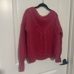 Bright pink sezane sweater 

In great condition, no flaws.
